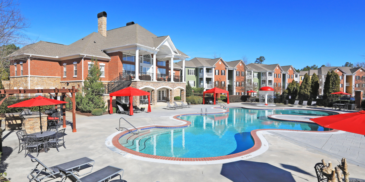 The Glen of Alexander pool